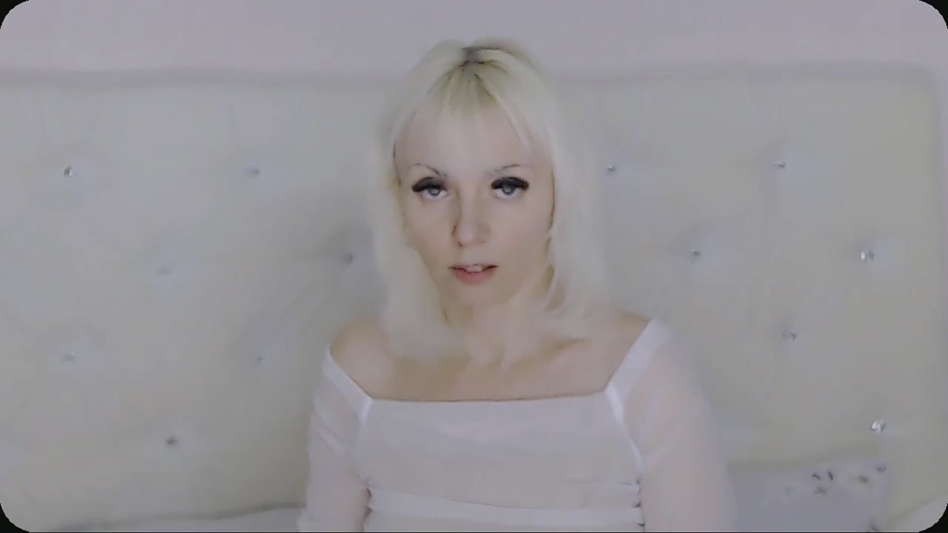 Gallery image thumbnail from Kaiserine's myfreecams stream on, 12/30/2024, 21:24 image 2 of 20