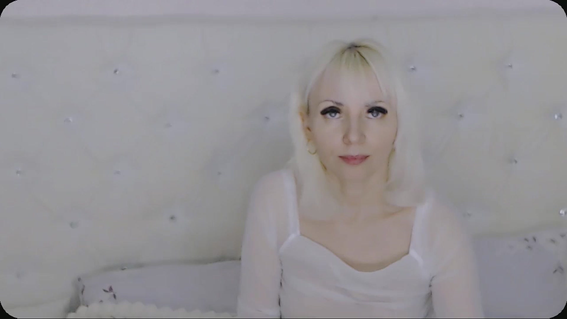 Gallery image thumbnail from Kaiserine's myfreecams stream on, 12/30/2024, 21:24 image 11 of 20