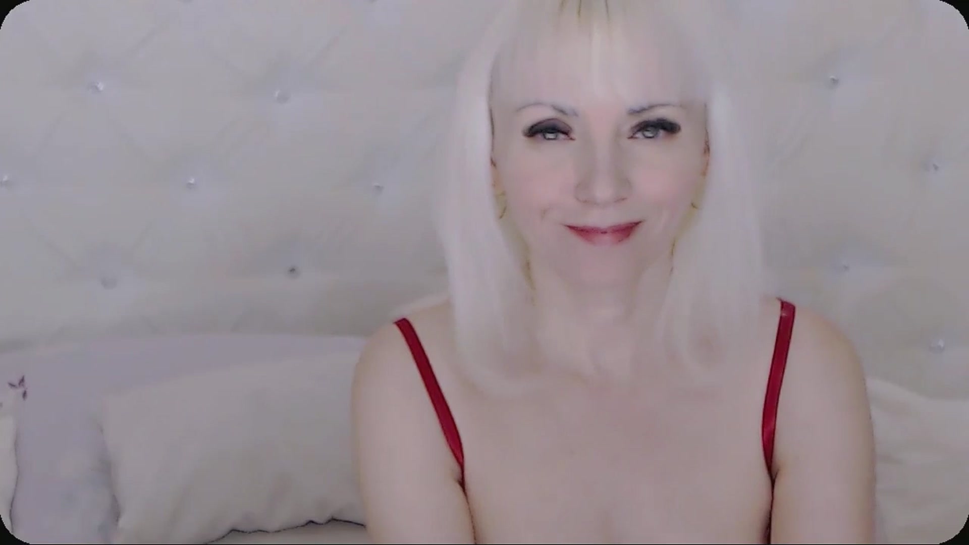 Gallery image thumbnail from Kaiserine's myfreecams stream on, 02/14/2025, 23:16 image 5 of 20