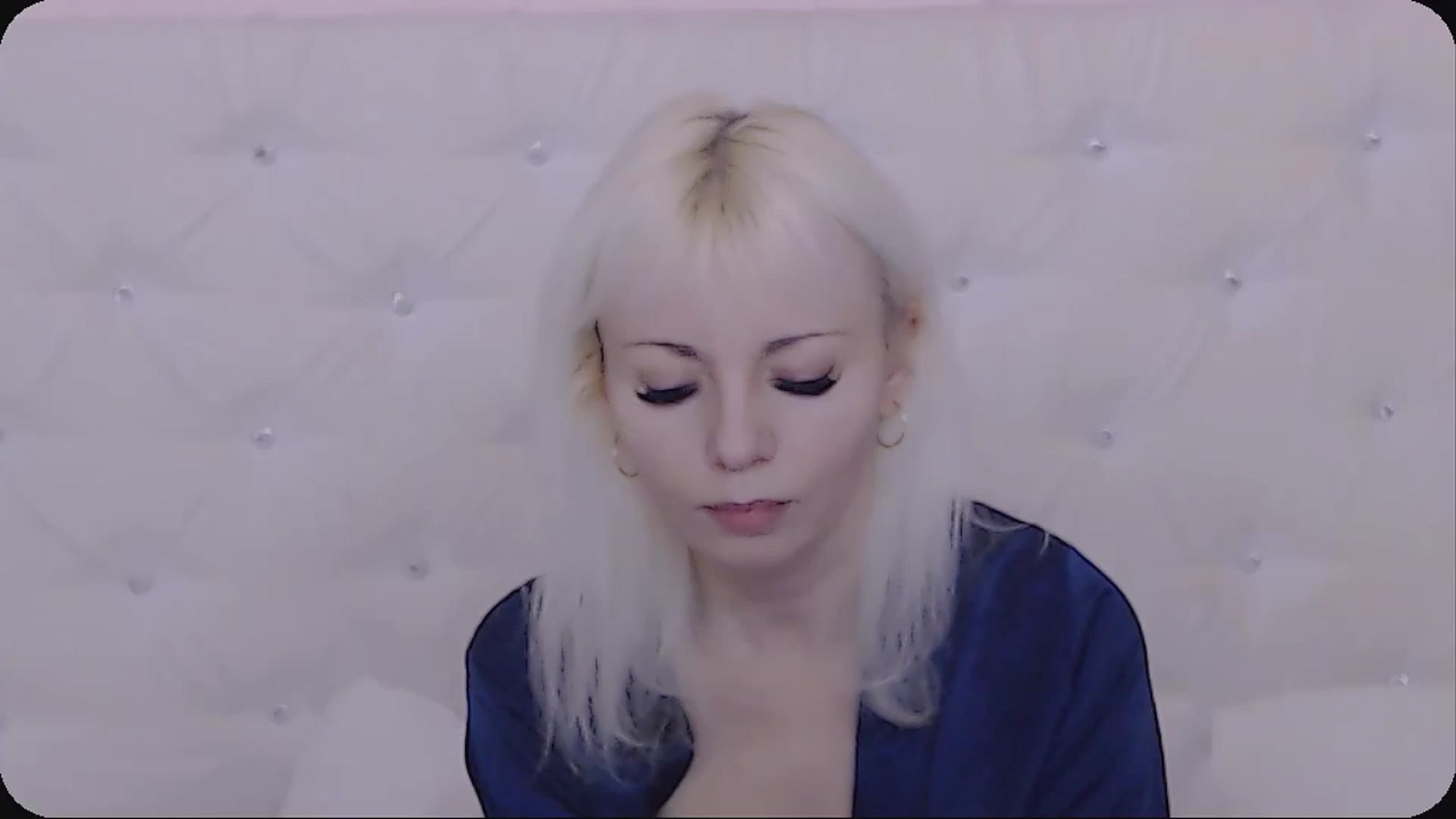 Gallery image thumbnail from Kaiserine's myfreecams stream on, 04/20/2025, 02:30 image 1 of 20