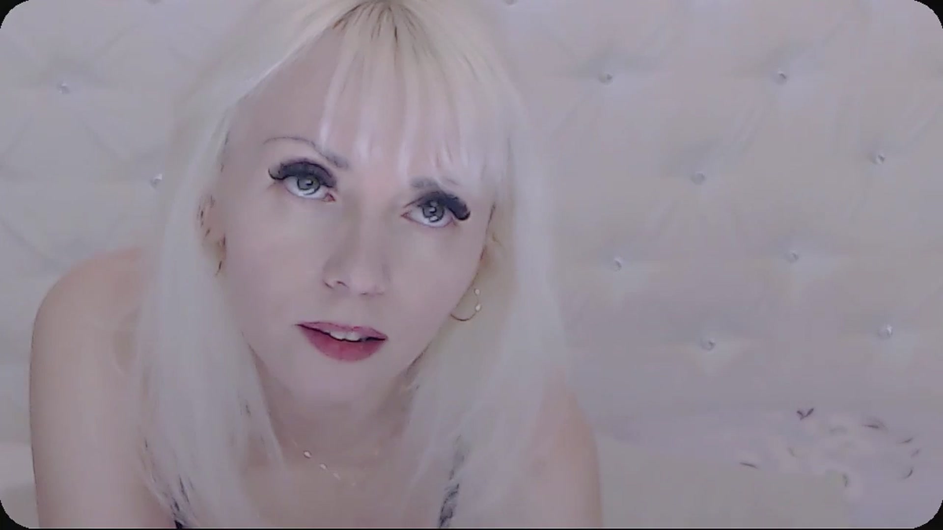 Gallery image thumbnail from Kaiserine's myfreecams stream on, 07/06/2025, 19:40 image 5 of 20