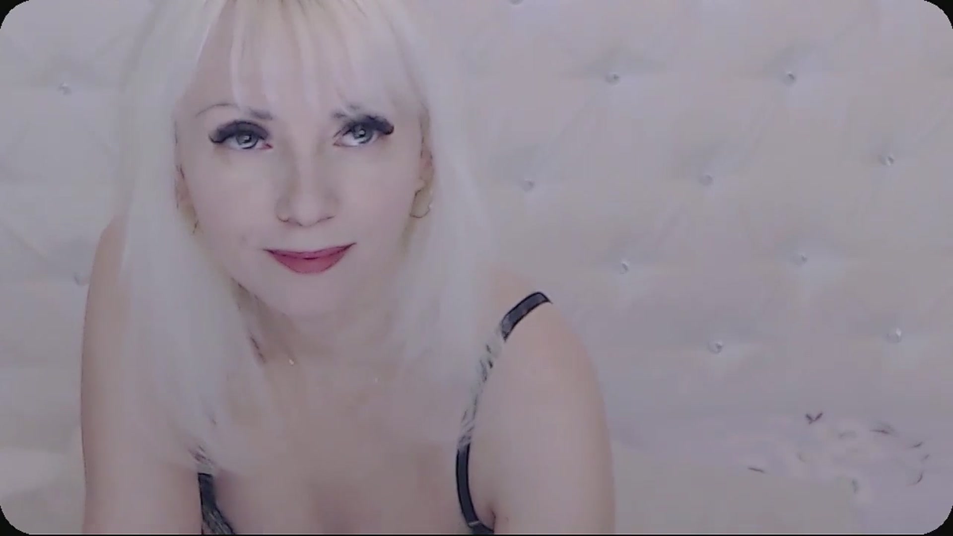 Gallery image thumbnail from Kaiserine's myfreecams stream on, 07/06/2025, 19:40 image 6 of 20