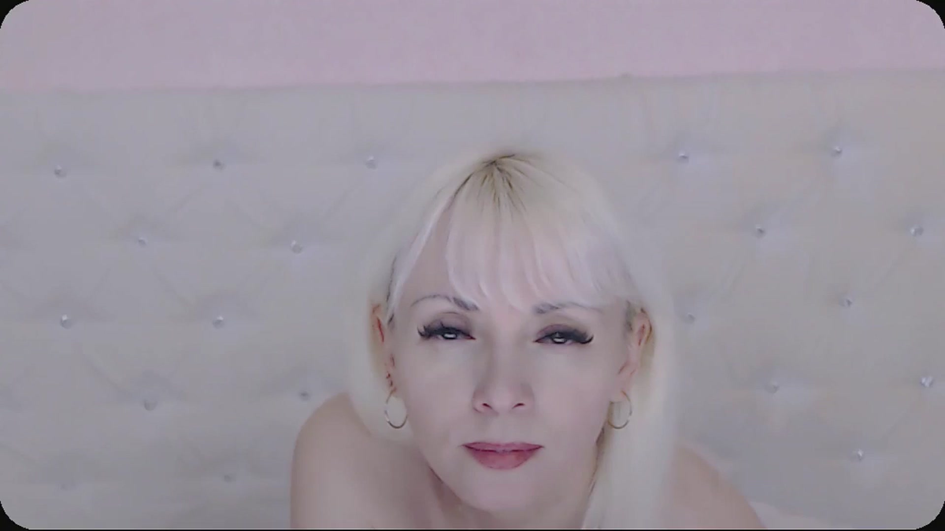 Gallery image thumbnail from Kaiserine's myfreecams stream on, 07/07/2025, 24:36 image 1 of 20