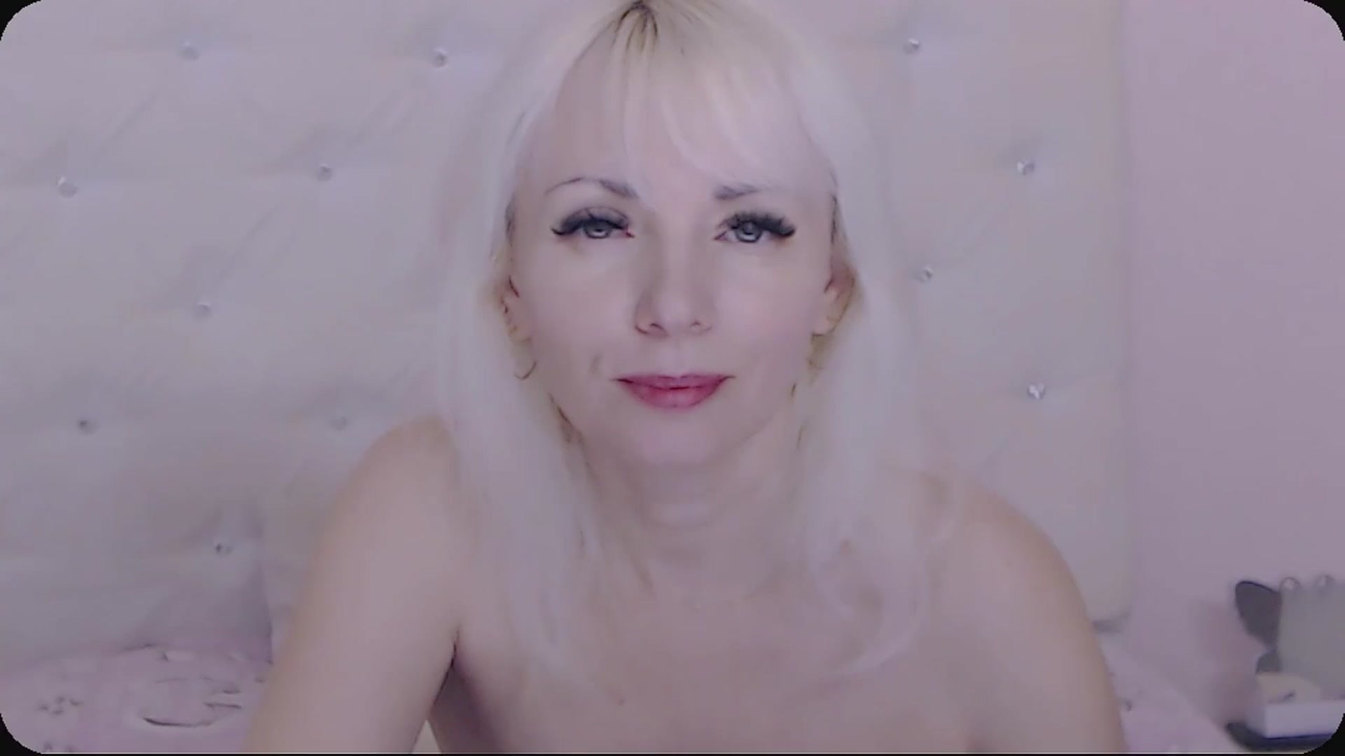 Gallery image thumbnail from Kaiserine's myfreecams stream on, 07/13/2025, 24:34 image 15 of 20