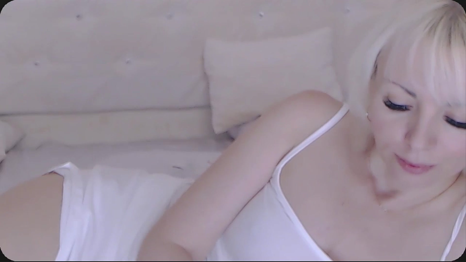 Gallery image thumbnail from Kaiserine's myfreecams stream on, 08/17/2025, 02:14 image 10 of 20