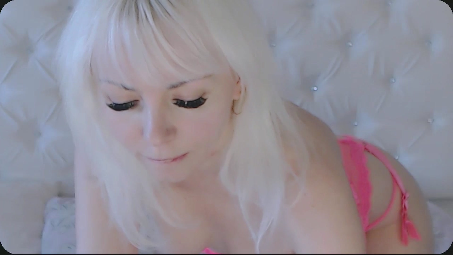 Gallery image thumbnail from Kaiserine's myfreecams stream on, 08/30/2025, 13:44 image 3 of 20
