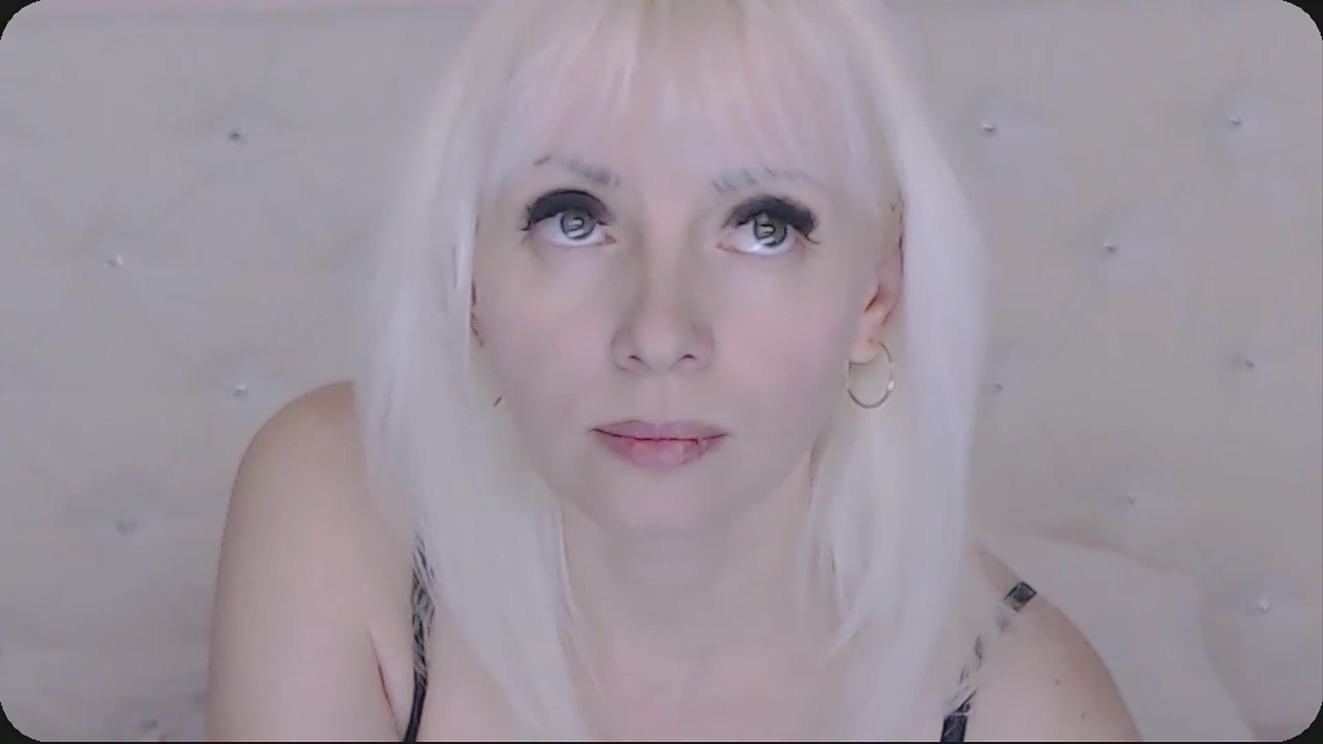 Gallery image thumbnail from Kaiserine's myfreecams stream on, 09/21/2025, 22:04 image 12 of 20