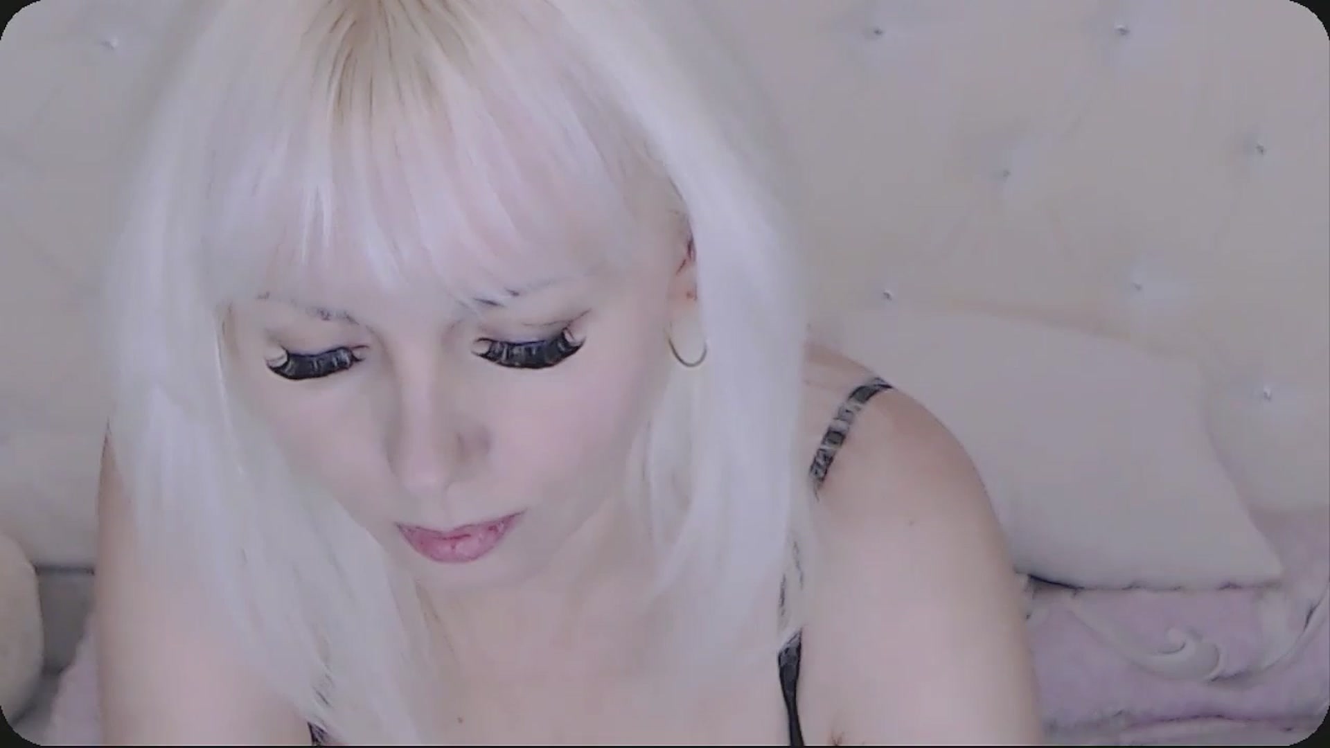 Gallery image thumbnail from Kaiserine's myfreecams stream on, 09/21/2025, 22:04 image 15 of 20