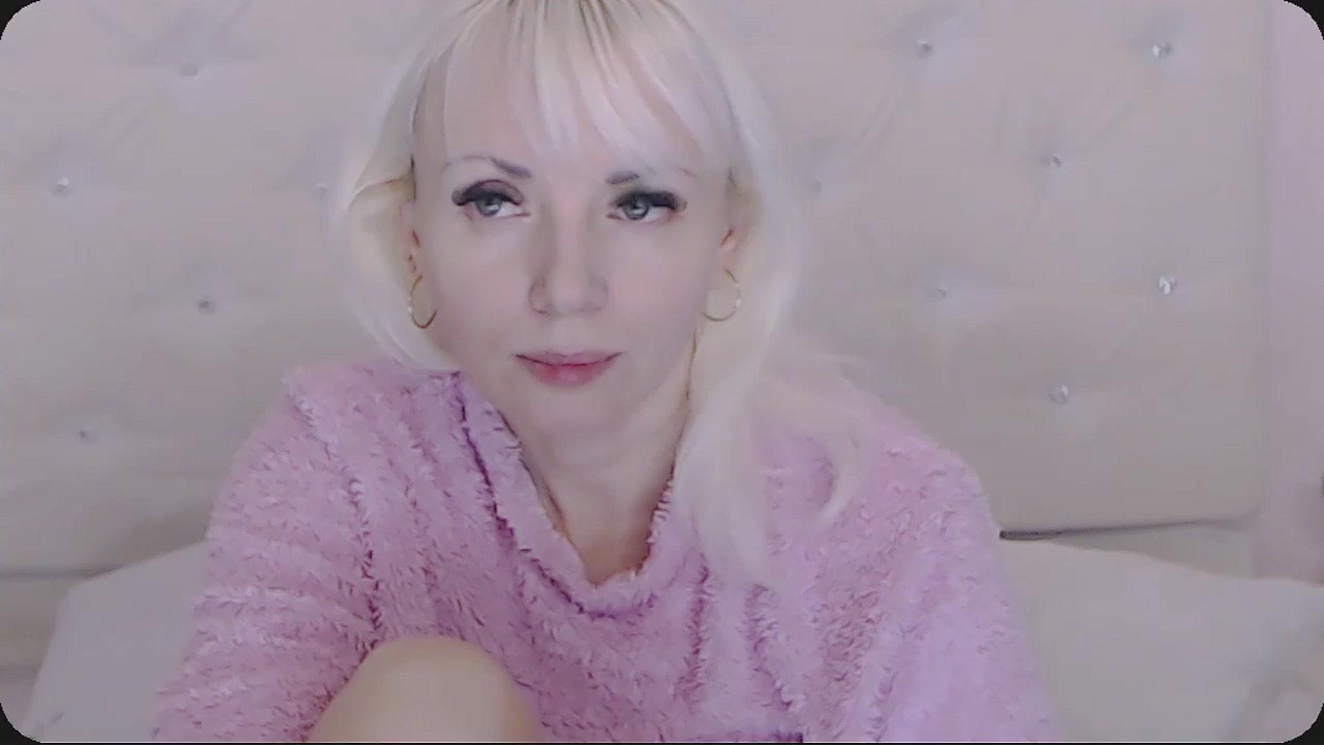 Gallery image thumbnail from Kaiserine's myfreecams stream on, 10/13/2025, 24:45 image 15 of 20