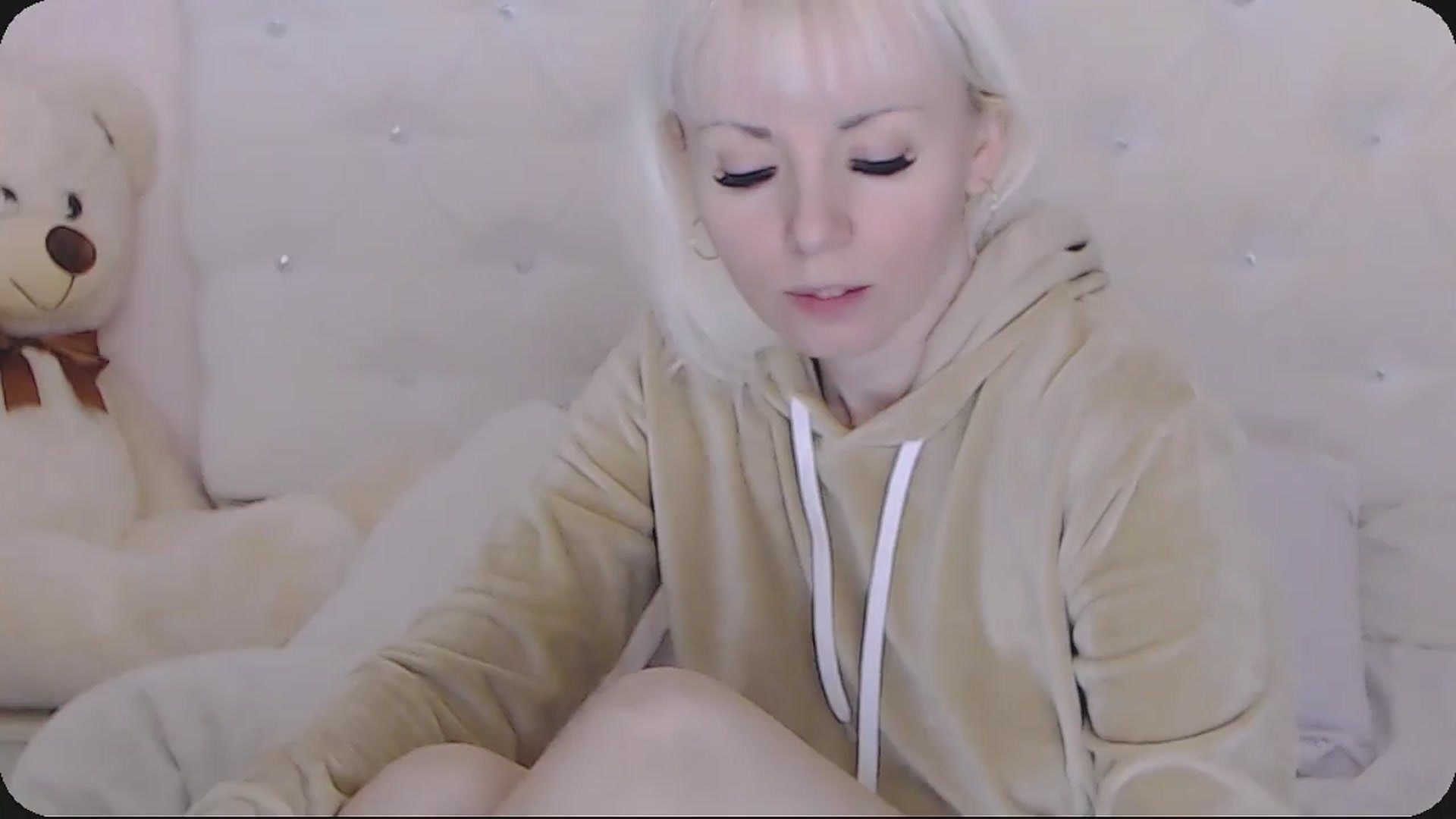 Gallery image thumbnail from Kaiserine's myfreecams stream on, 10/24/2025, 23:43 image 19 of 20