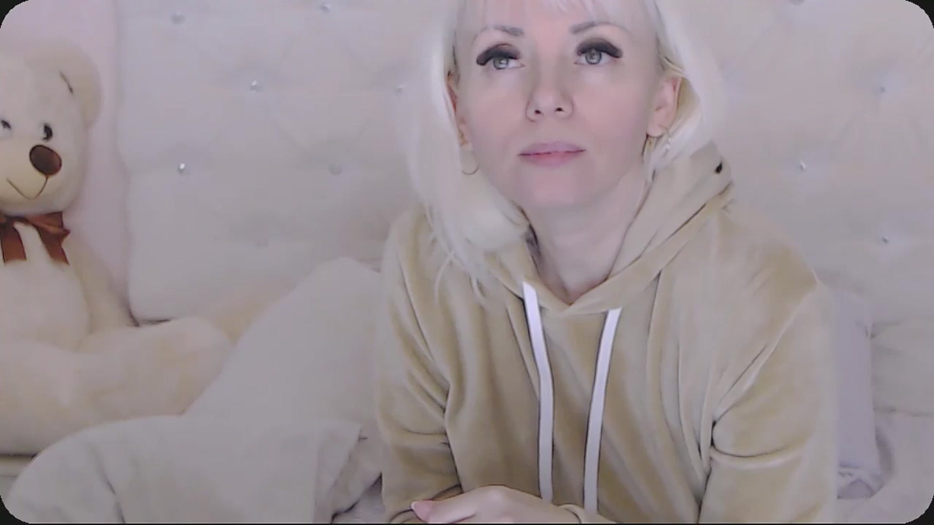 Gallery image thumbnail from Kaiserine's myfreecams stream on, 10/24/2025, 23:43 image 20 of 20