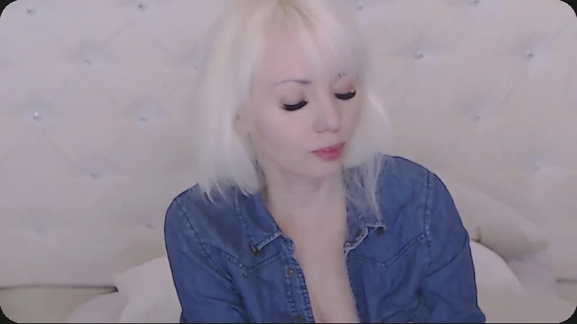 Gallery image thumbnail from Kaiserine's myfreecams stream on, 10/30/2025, 24:38 image 19 of 20