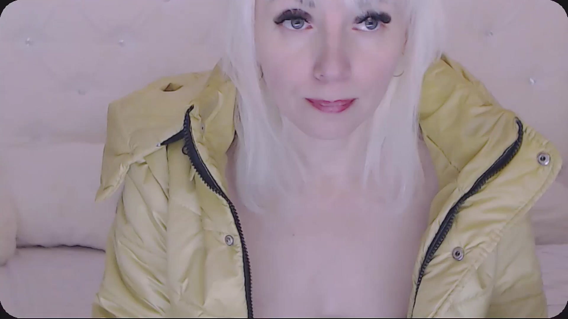 Gallery image thumbnail from Kaiserine's myfreecams stream on, 10/31/2025, 03:56 image 15 of 20