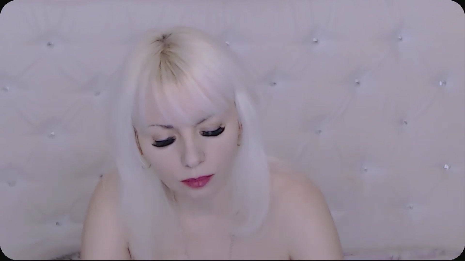 Gallery image thumbnail from Kaiserine's myfreecams stream on, 12/20/2025, 24:10 image 19 of 20