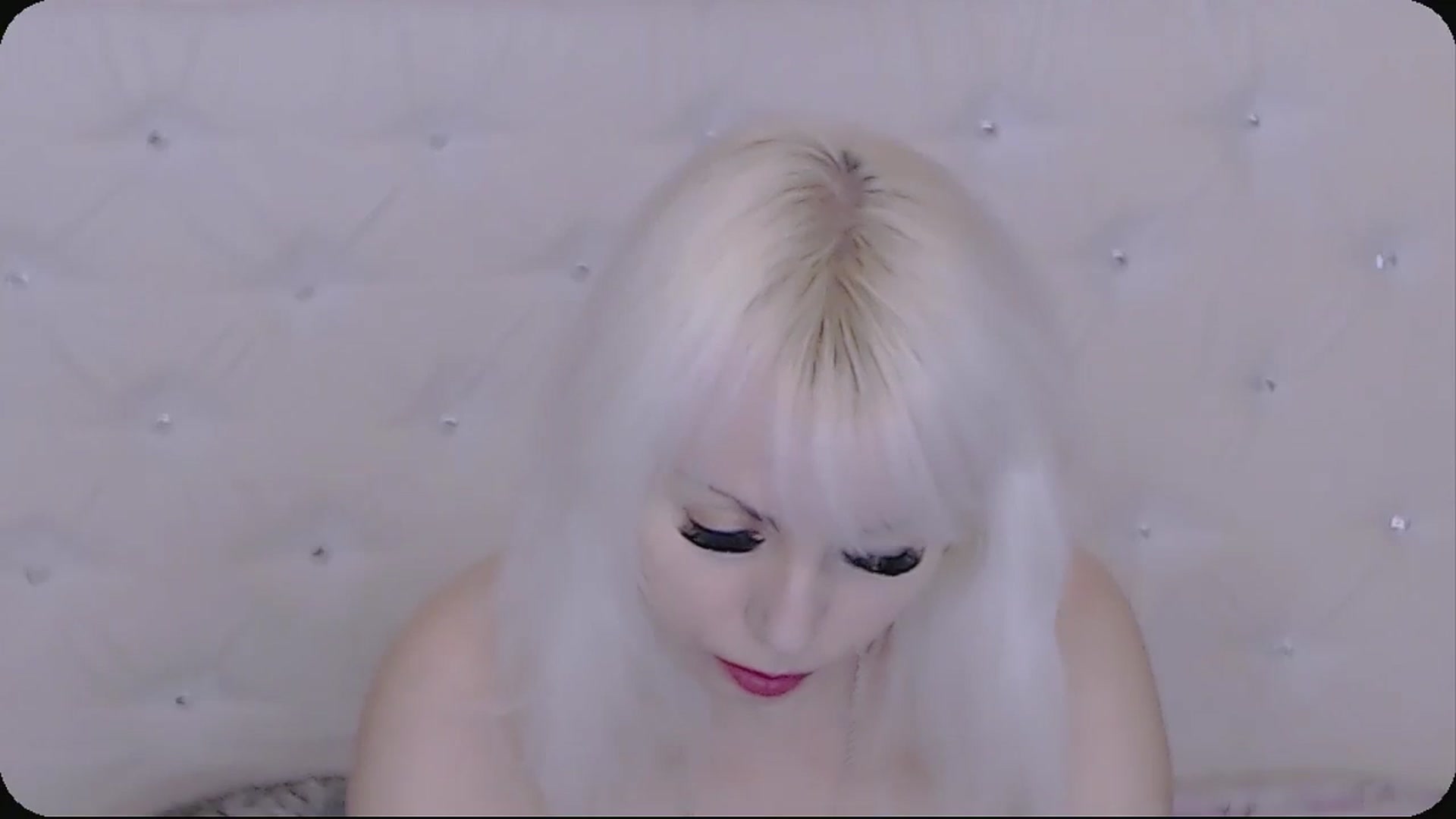 Gallery image thumbnail from Kaiserine's myfreecams stream on, 12/20/2025, 24:10 image 10 of 20