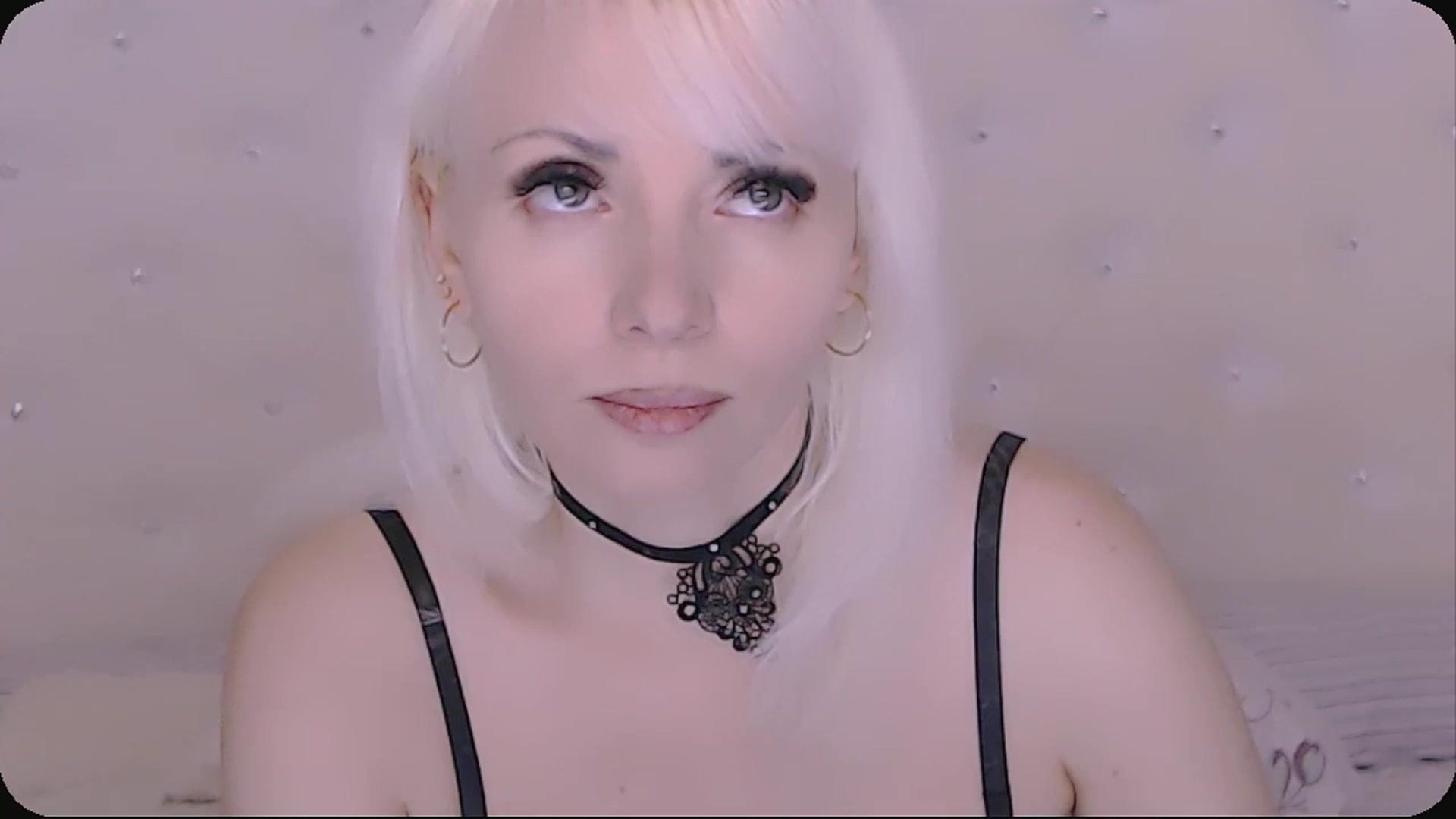 Gallery image thumbnail from Kaiserine's myfreecams stream on, 01/22/2026, 17:40 image 17 of 20