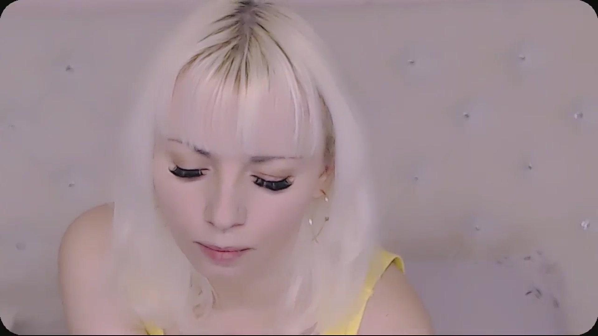 Gallery image thumbnail from Kaiserine's myfreecams stream on, 04/14/2026, 21:19 image 9 of 20
