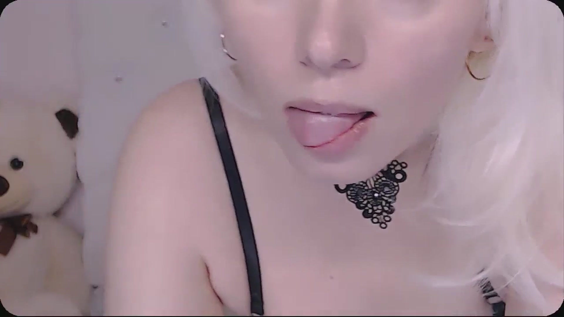Gallery image thumbnail from Kaiserine's myfreecams stream on, 04/22/2026, 21:51 image 5 of 20