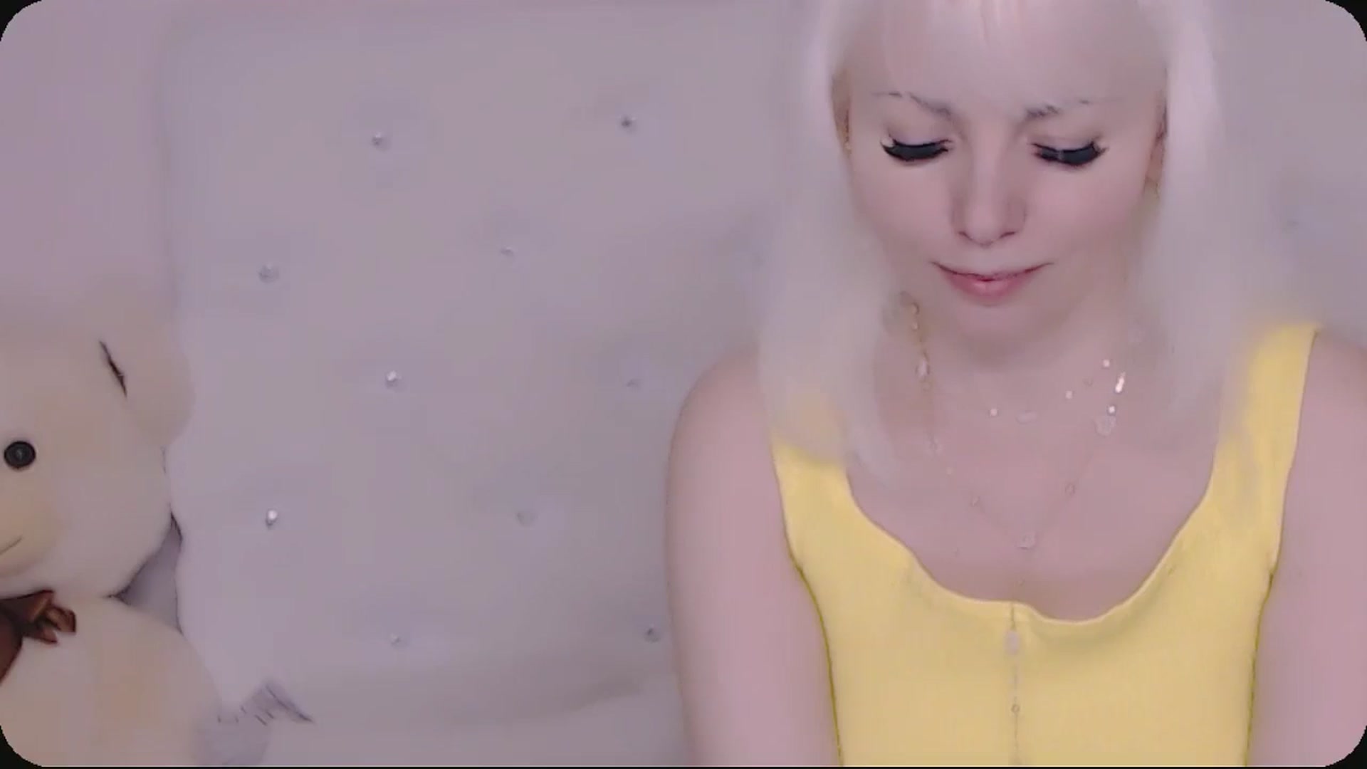 Gallery image thumbnail from Kaiserine's myfreecams stream on, 05/09/2026, 21:50 image 17 of 20