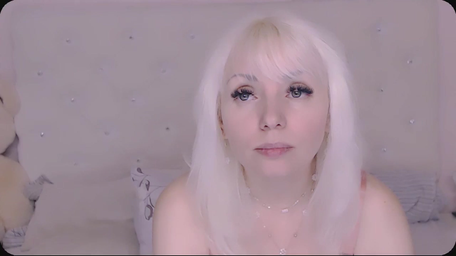 Gallery image thumbnail from Kaiserine's myfreecams stream on, 05/09/2026, 23:14 image 1 of 20