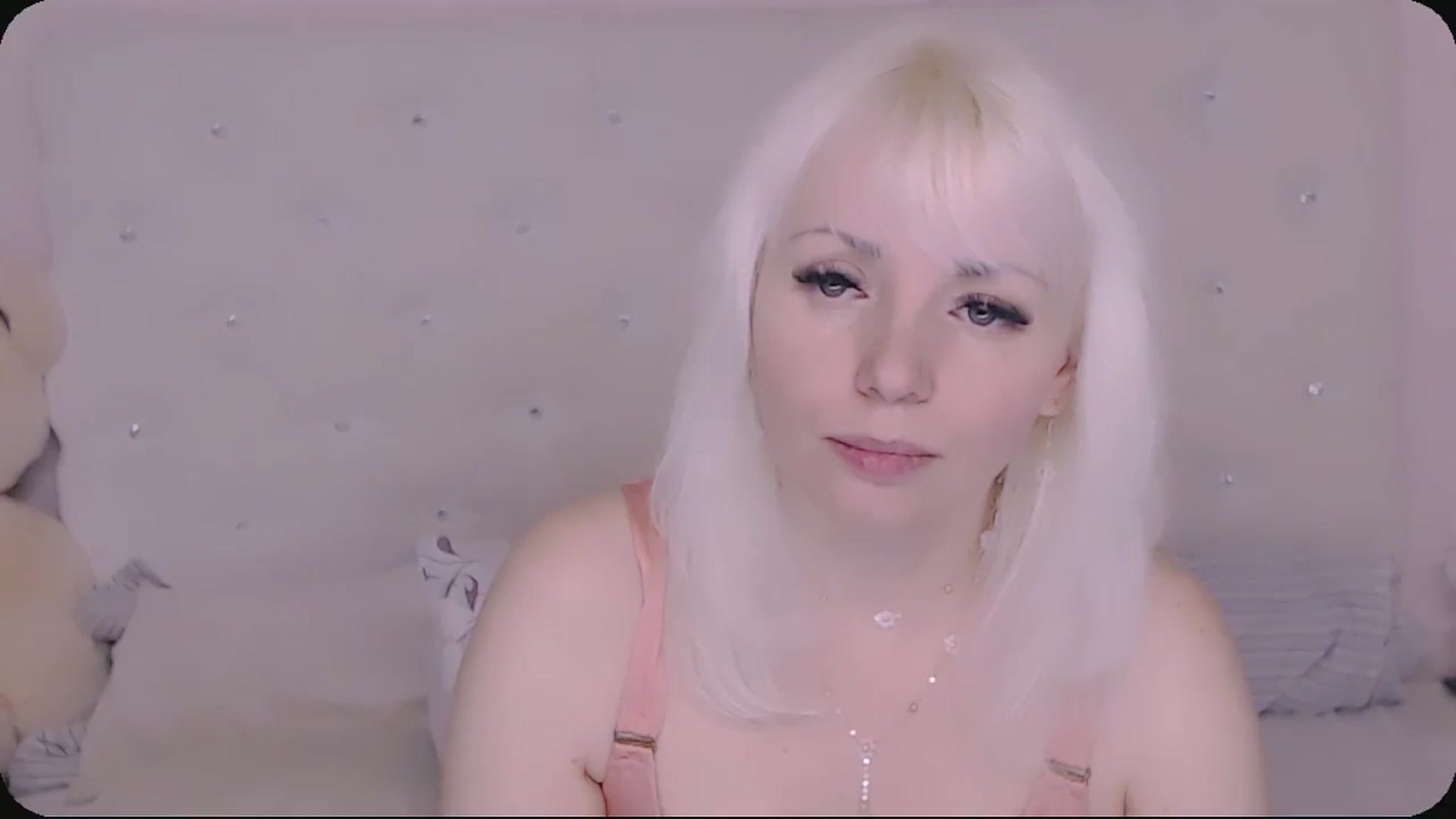 Gallery image thumbnail from Kaiserine's myfreecams stream on, 05/09/2026, 23:14 image 4 of 20