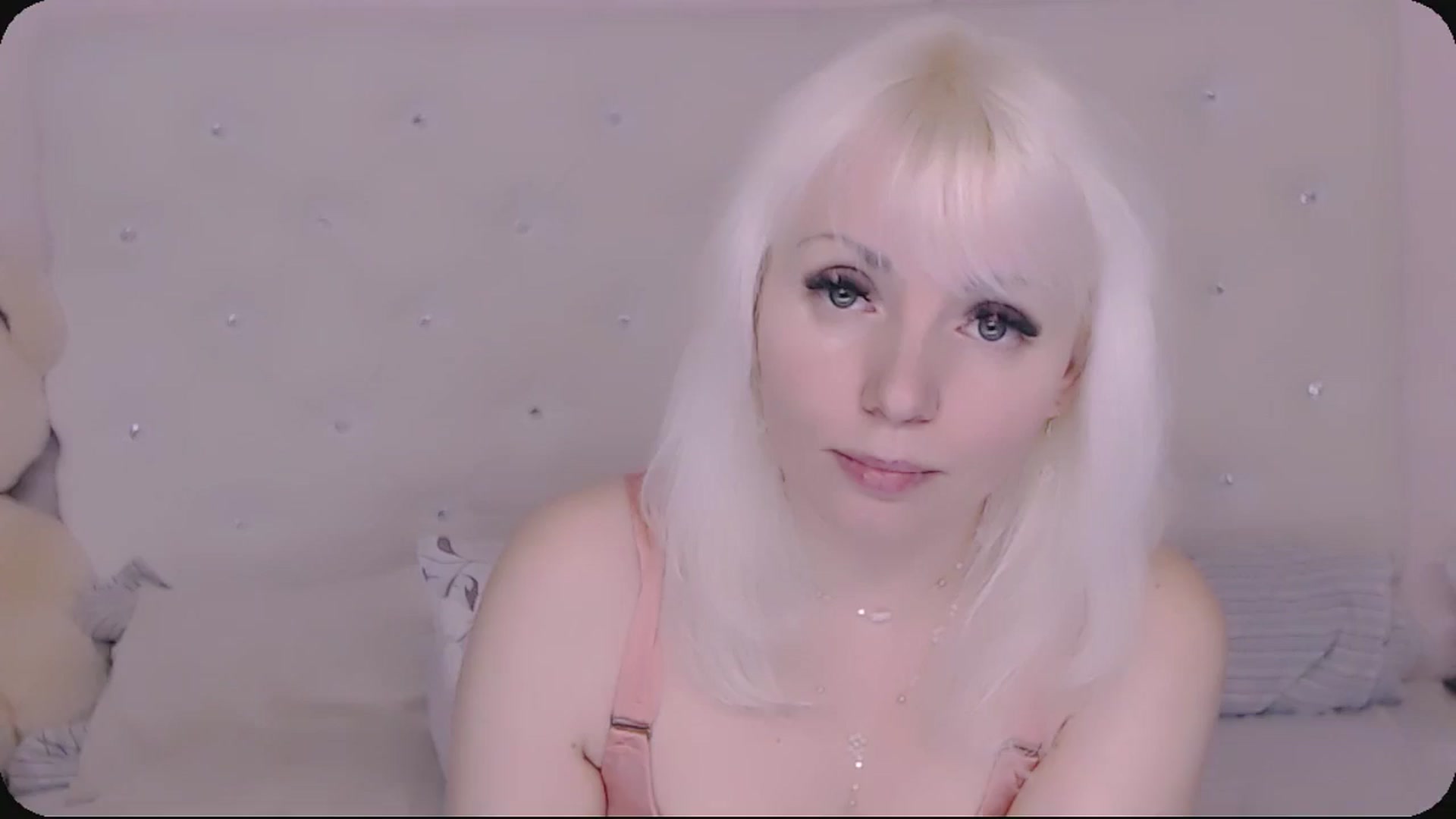 Gallery image thumbnail from Kaiserine's myfreecams stream on, 05/09/2026, 23:14 image 2 of 20