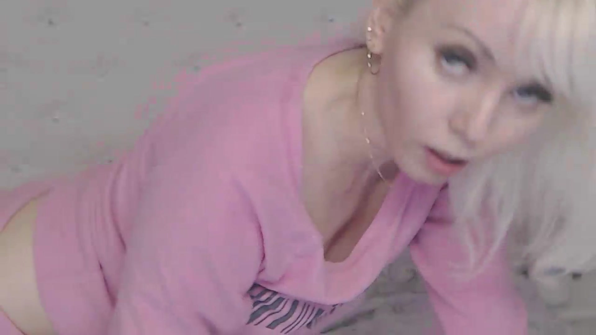 Gallery image thumbnail from Kaiserine's myfreecams stream on, 05/26/2026, 23:29 image 4 of 20