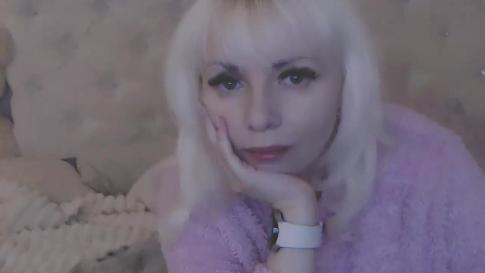 Gallery image thumbnail from Kaiserine's myfreecams stream on, 05/31/2026, 23:19 image 15 of 20