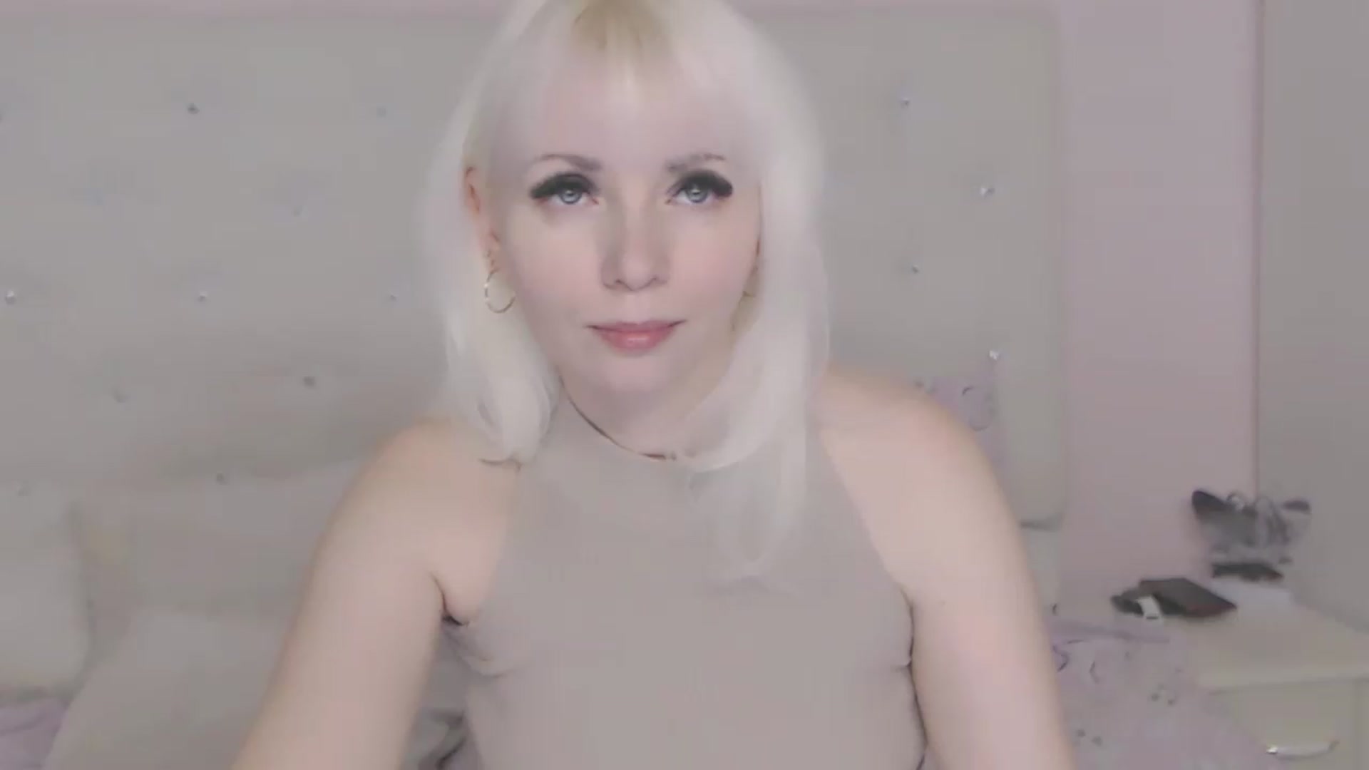 Gallery image thumbnail from Kaiserine's myfreecams stream on, 06/06/2026, 19:06 image 4 of 20