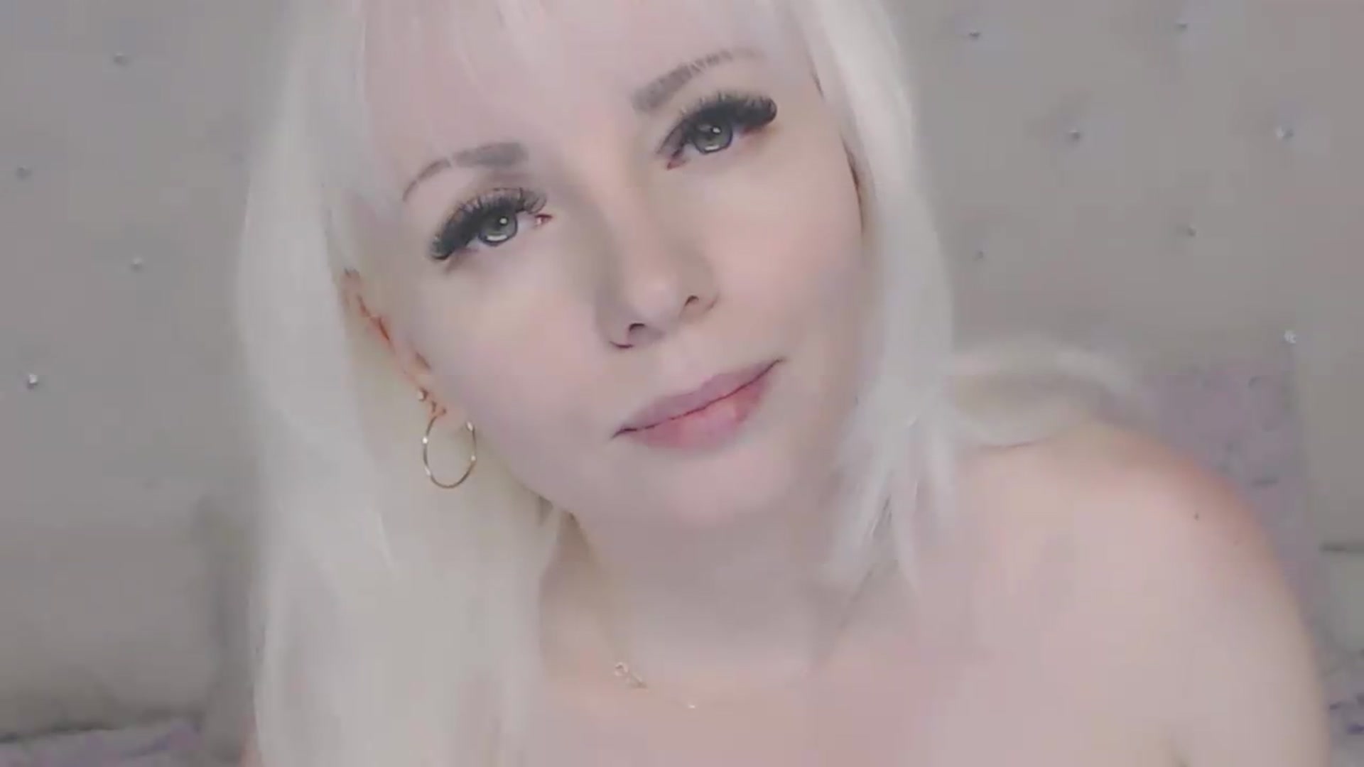 Gallery image thumbnail from Kaiserine's myfreecams stream on, 06/06/2026, 19:55 image 2 of 20