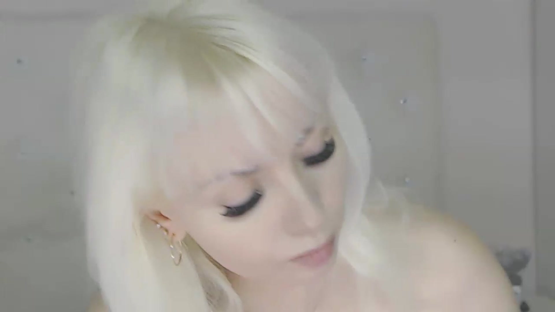 Gallery image thumbnail from Kaiserine's myfreecams stream on, 06/07/2026, 23:50 image 4 of 20