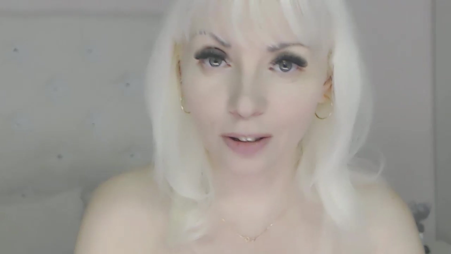 Gallery image thumbnail from Kaiserine's myfreecams stream on, 06/07/2026, 23:50 image 8 of 20
