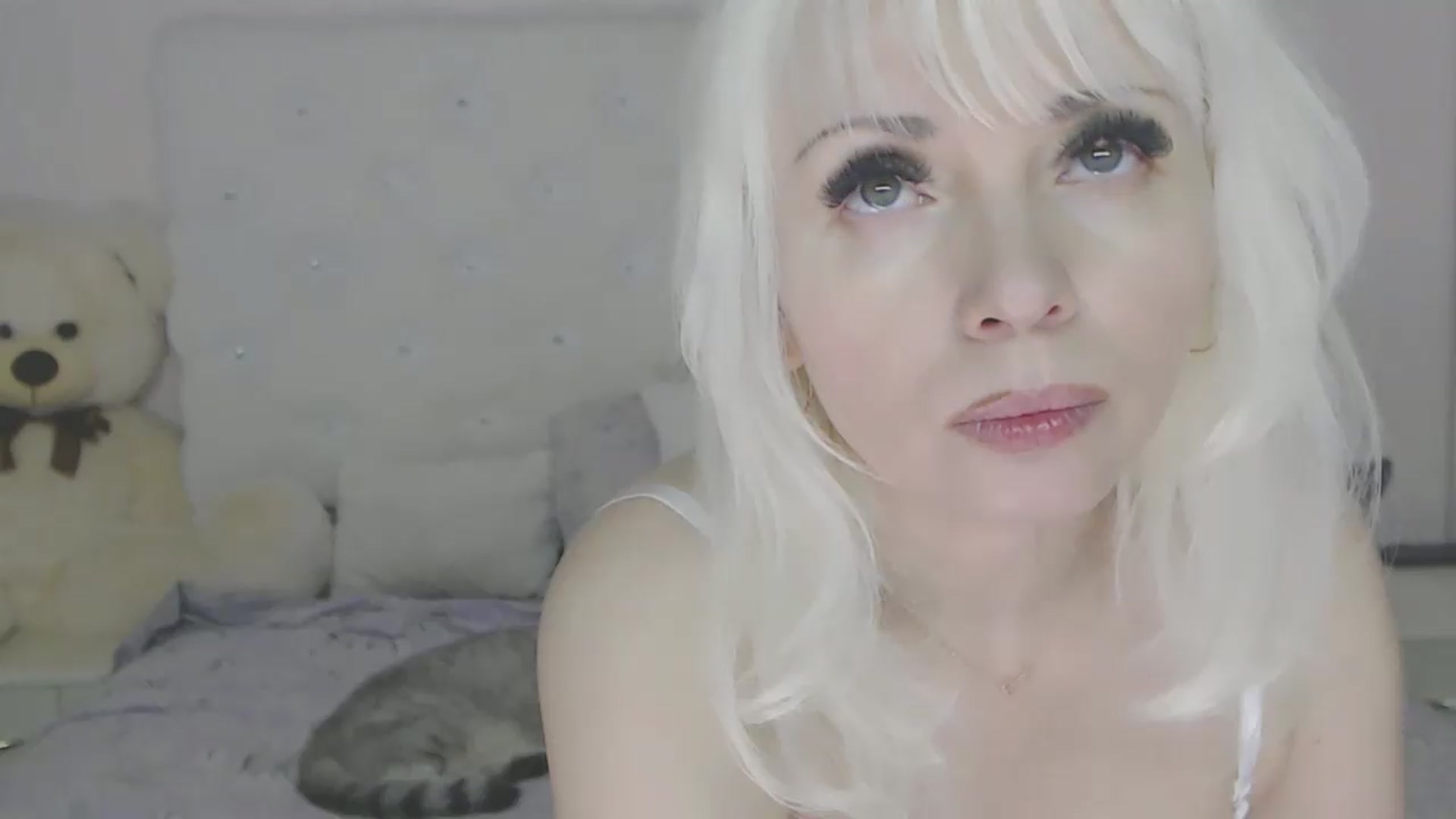 Gallery image thumbnail from Kaiserine's myfreecams stream on, 06/14/2026, 23:56 image 15 of 20