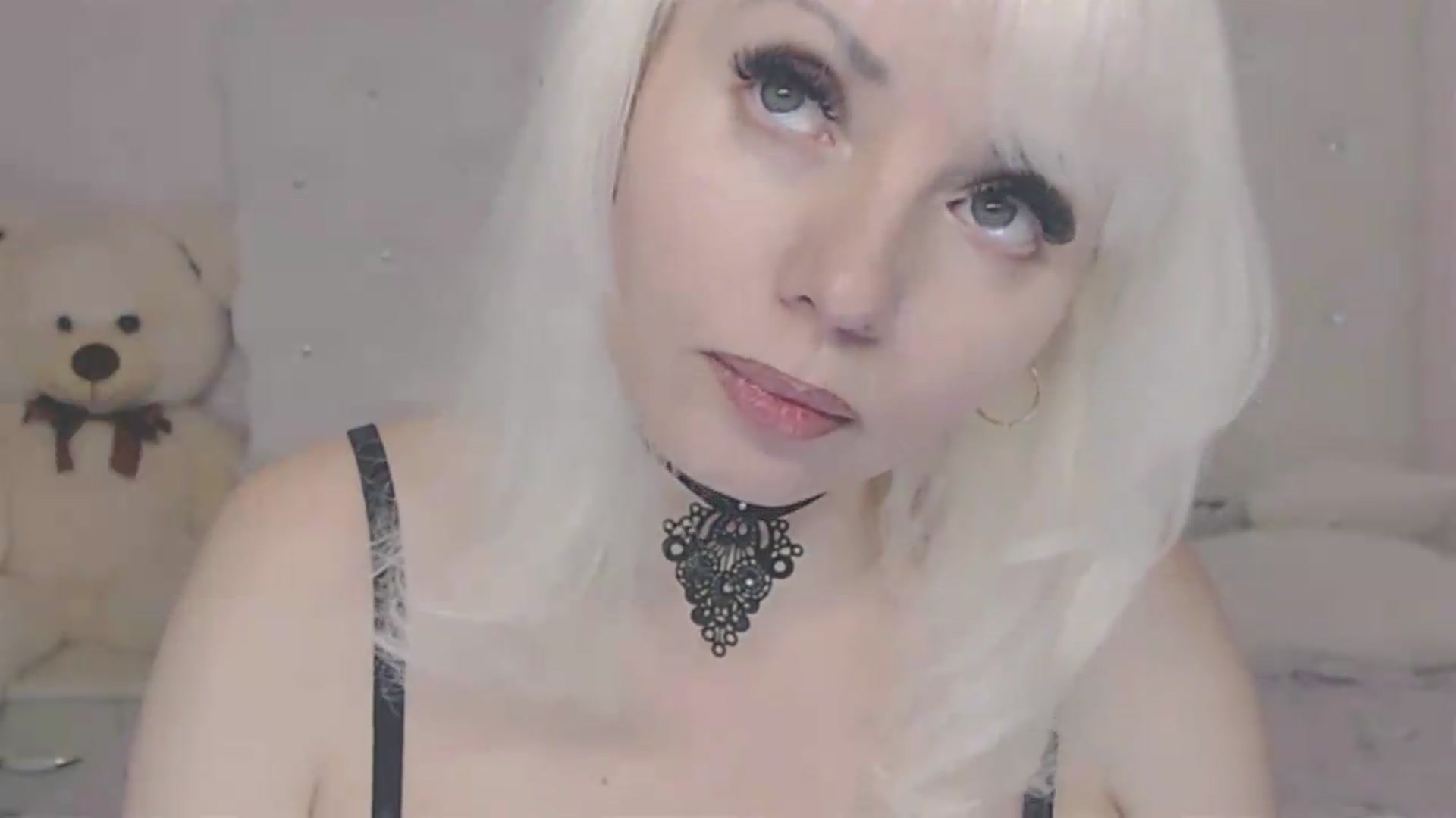 Gallery image thumbnail from Kaiserine's myfreecams stream on, 06/18/2026, 20:29 image 15 of 20