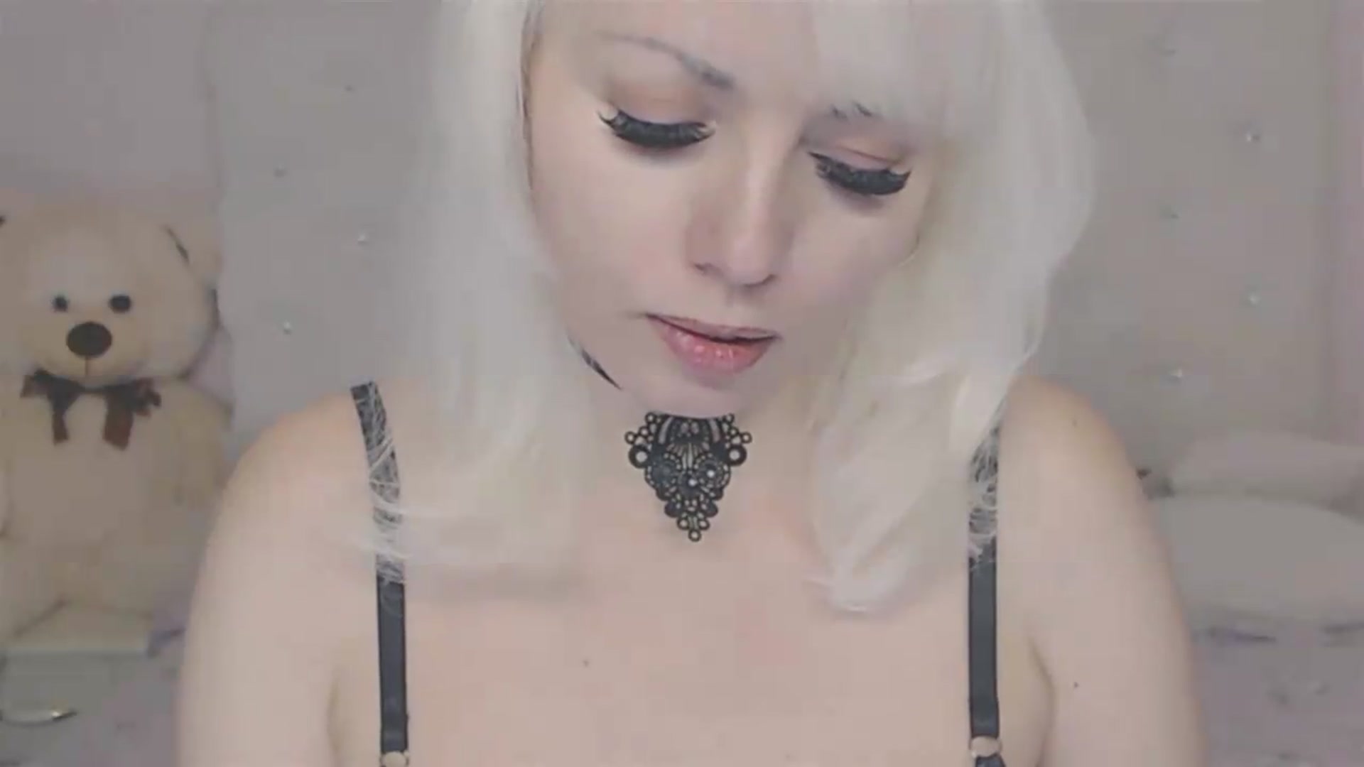 Gallery image thumbnail from Kaiserine's myfreecams stream on, 06/18/2026, 20:29 image 18 of 20