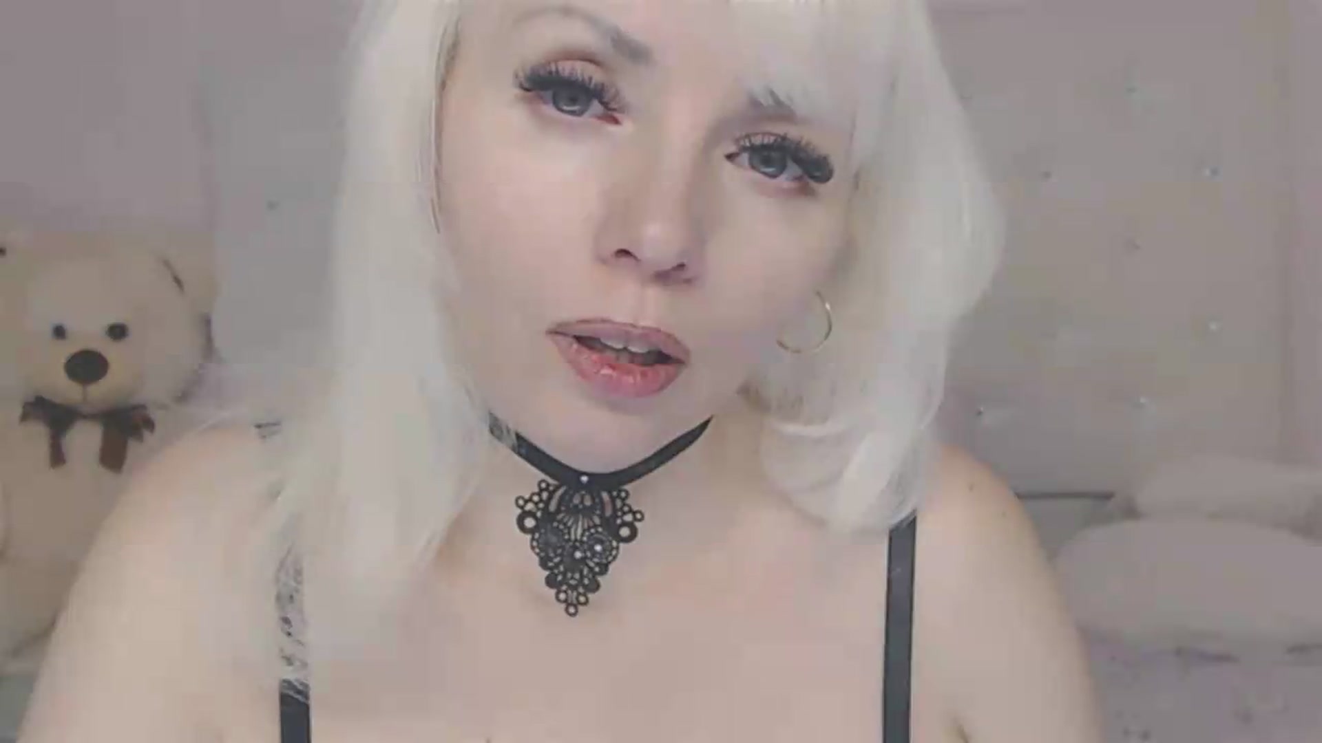 Gallery image thumbnail from Kaiserine's myfreecams stream on, 06/18/2026, 20:29 image 19 of 20