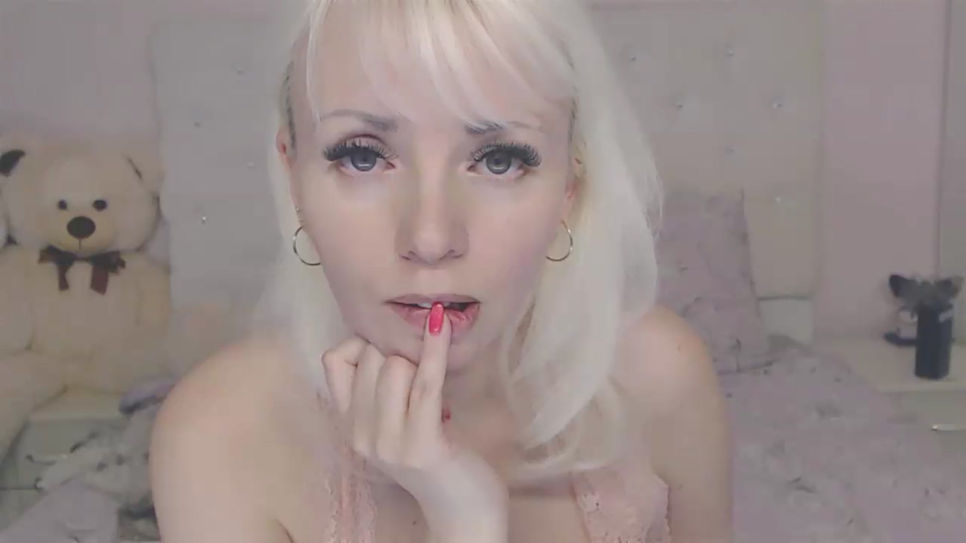 Gallery image thumbnail from Kaiserine's myfreecams stream on, 06/20/2026, 22:48 image 10 of 20