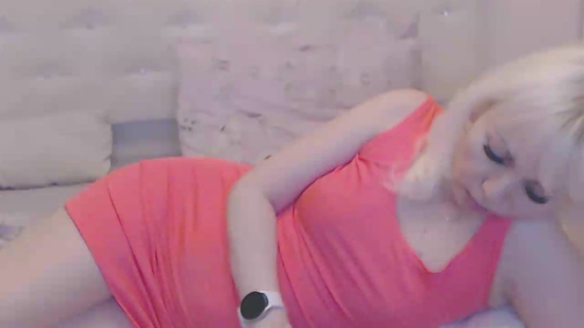 Gallery image thumbnail from Kaiserine's myfreecams stream on, 06/21/2026, 22:41 image 14 of 20