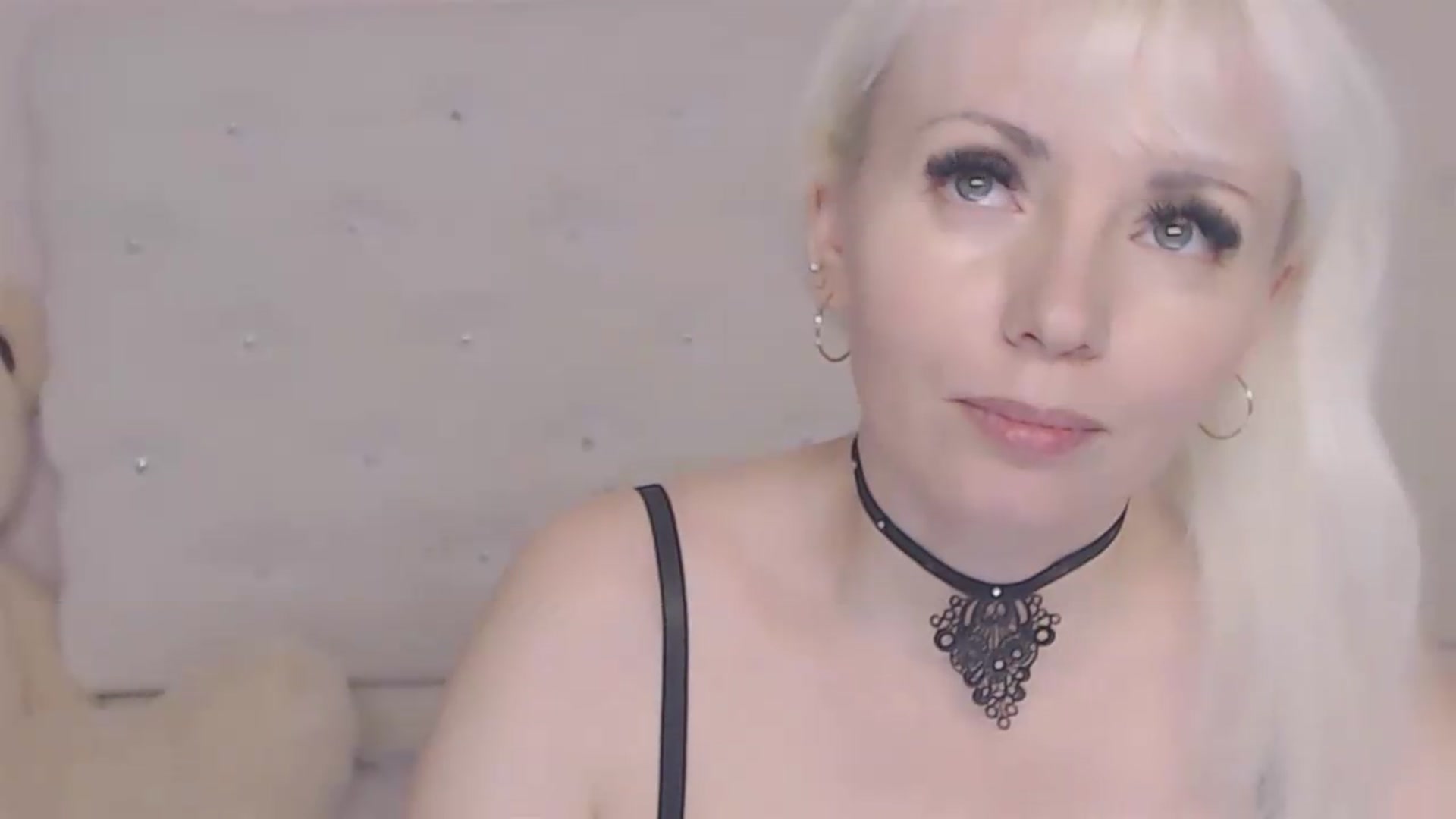 Gallery image thumbnail from Kaiserine's myfreecams stream on, 07/09/2026, 21:24 image 14 of 20