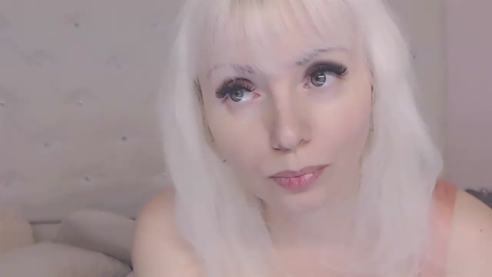 Gallery image thumbnail from Kaiserine's myfreecams stream on, 07/19/2026, 20:06 image 15 of 20