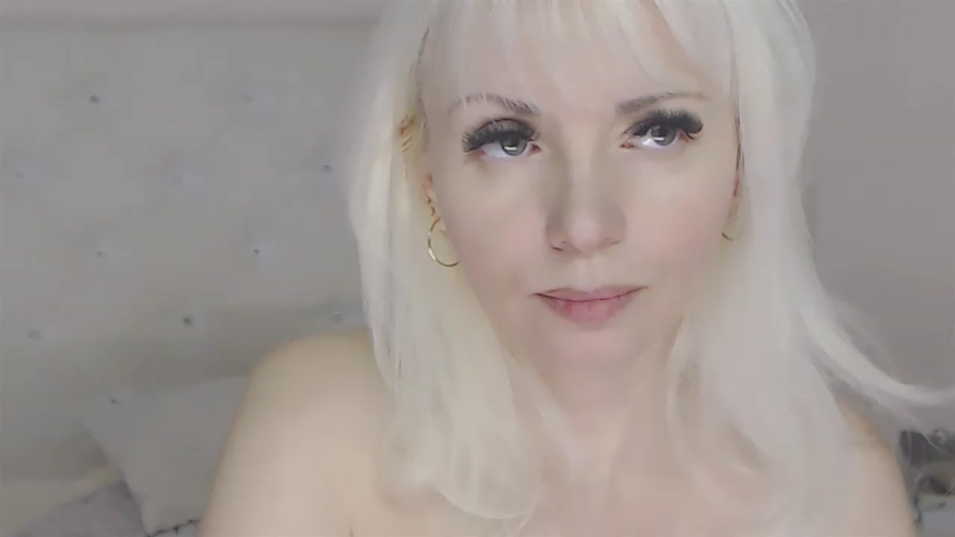 Gallery image thumbnail from Kaiserine's myfreecams stream on, 08/04/2026, 21:17 image 16 of 20