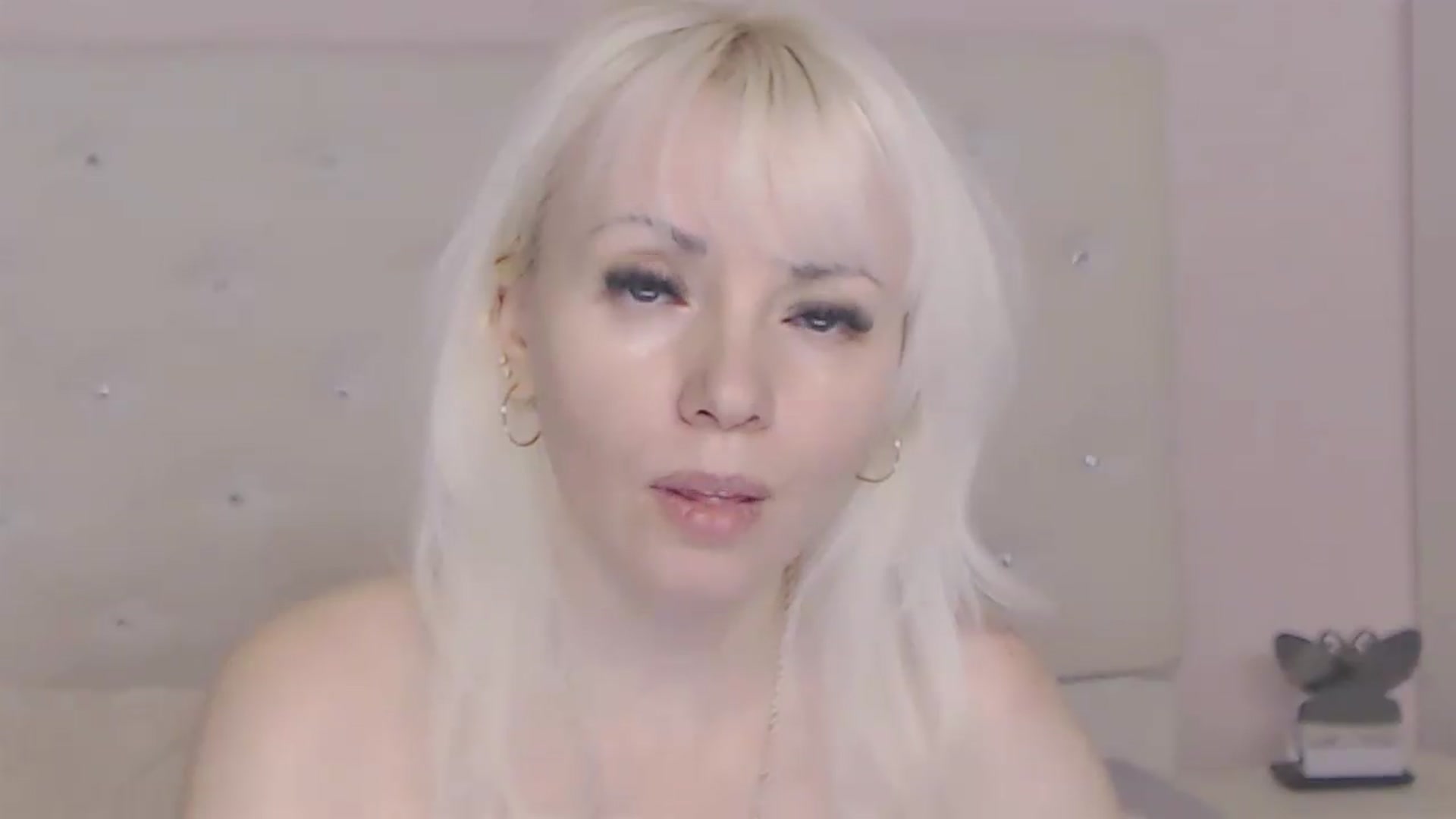 Gallery image thumbnail from Kaiserine's myfreecams stream on, 08/09/2026, 23:33 image 6 of 20