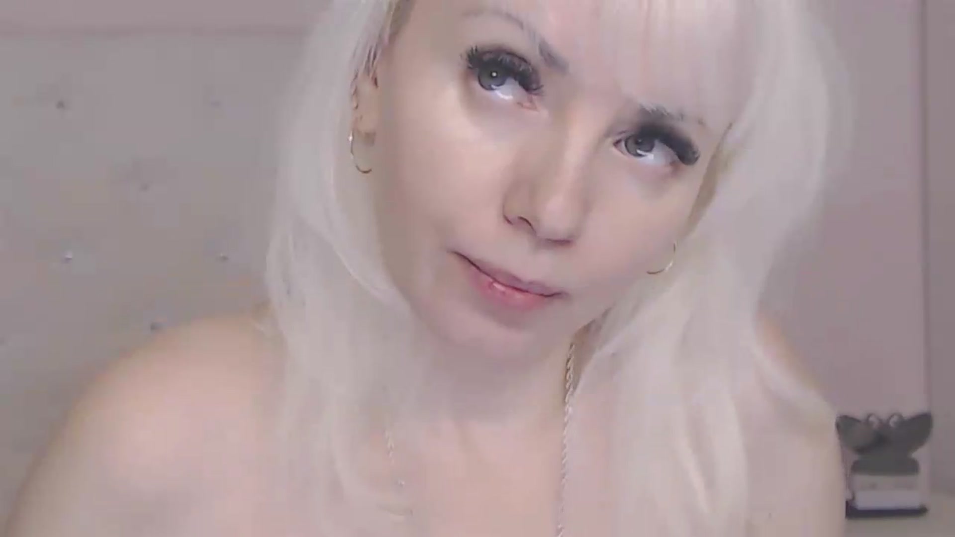 Gallery image thumbnail from Kaiserine's myfreecams stream on, 08/09/2026, 23:33 image 12 of 20