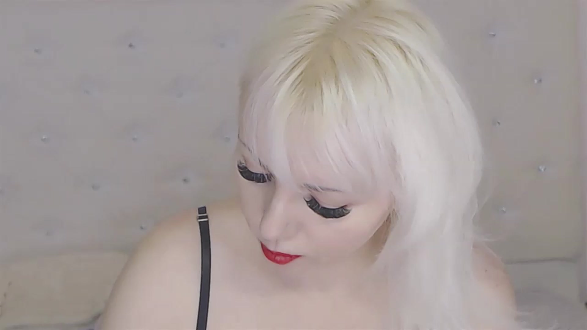 Gallery image thumbnail from Kaiserine's myfreecams stream on, 08/24/2026, 23:12 image 1 of 20