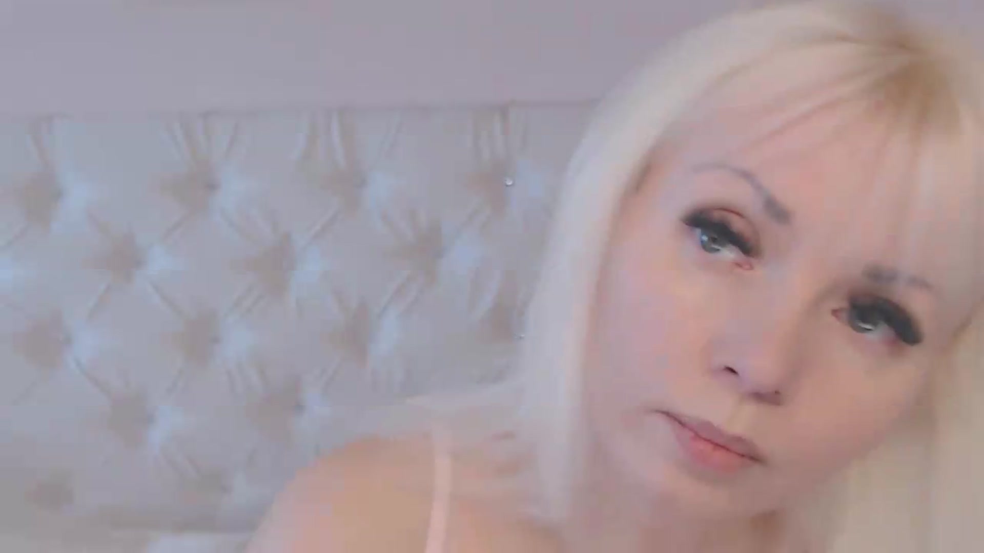 Gallery image thumbnail from Kaiserine's myfreecams stream on, 08/31/2026, 10:02 image 4 of 20