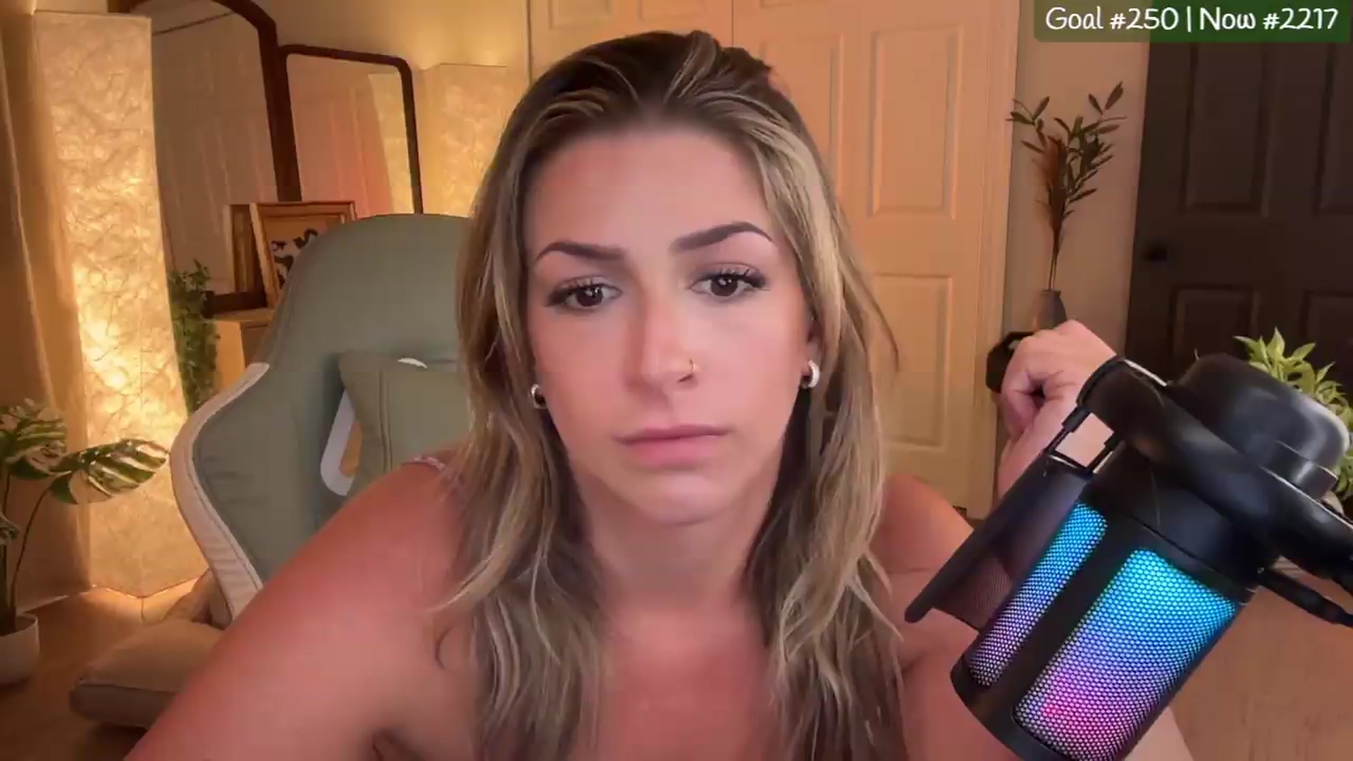 Gallery image thumbnail from Kaitlyn_'s myfreecams stream on, 08/07/2026, 04:29 image 15 of 20