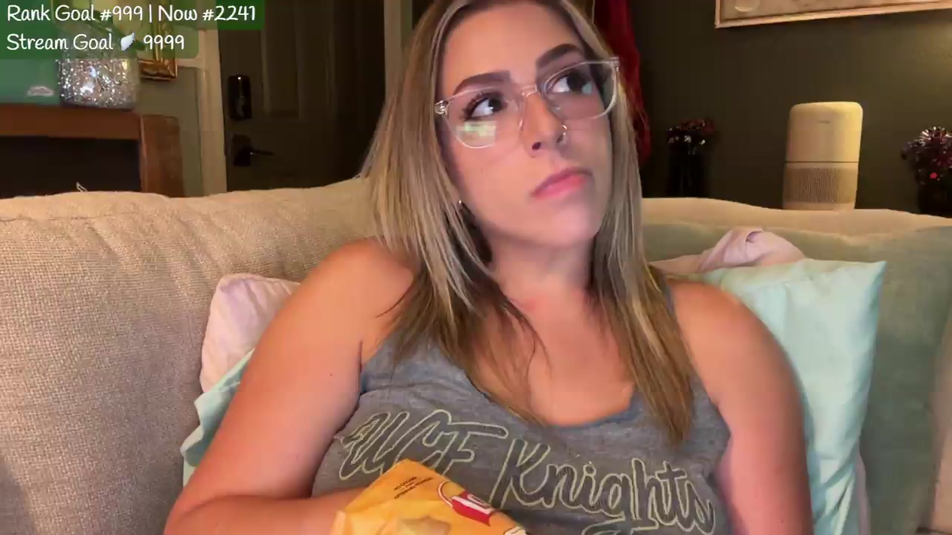 Gallery image thumbnail from Kaitlyn_'s myfreecams stream on, 08/23/2026, 02:21 image 18 of 20