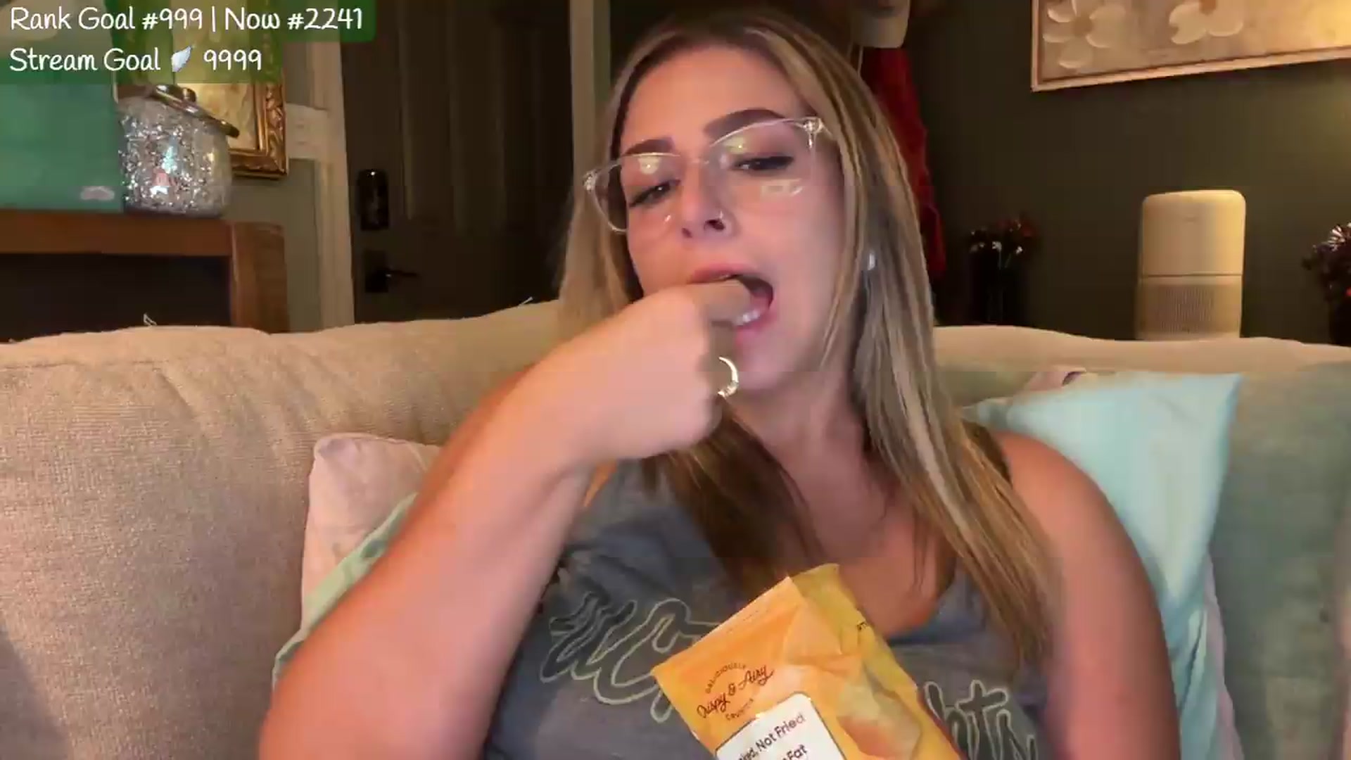 Gallery image thumbnail from Kaitlyn_'s myfreecams stream on, 08/23/2026, 02:21 image 13 of 20