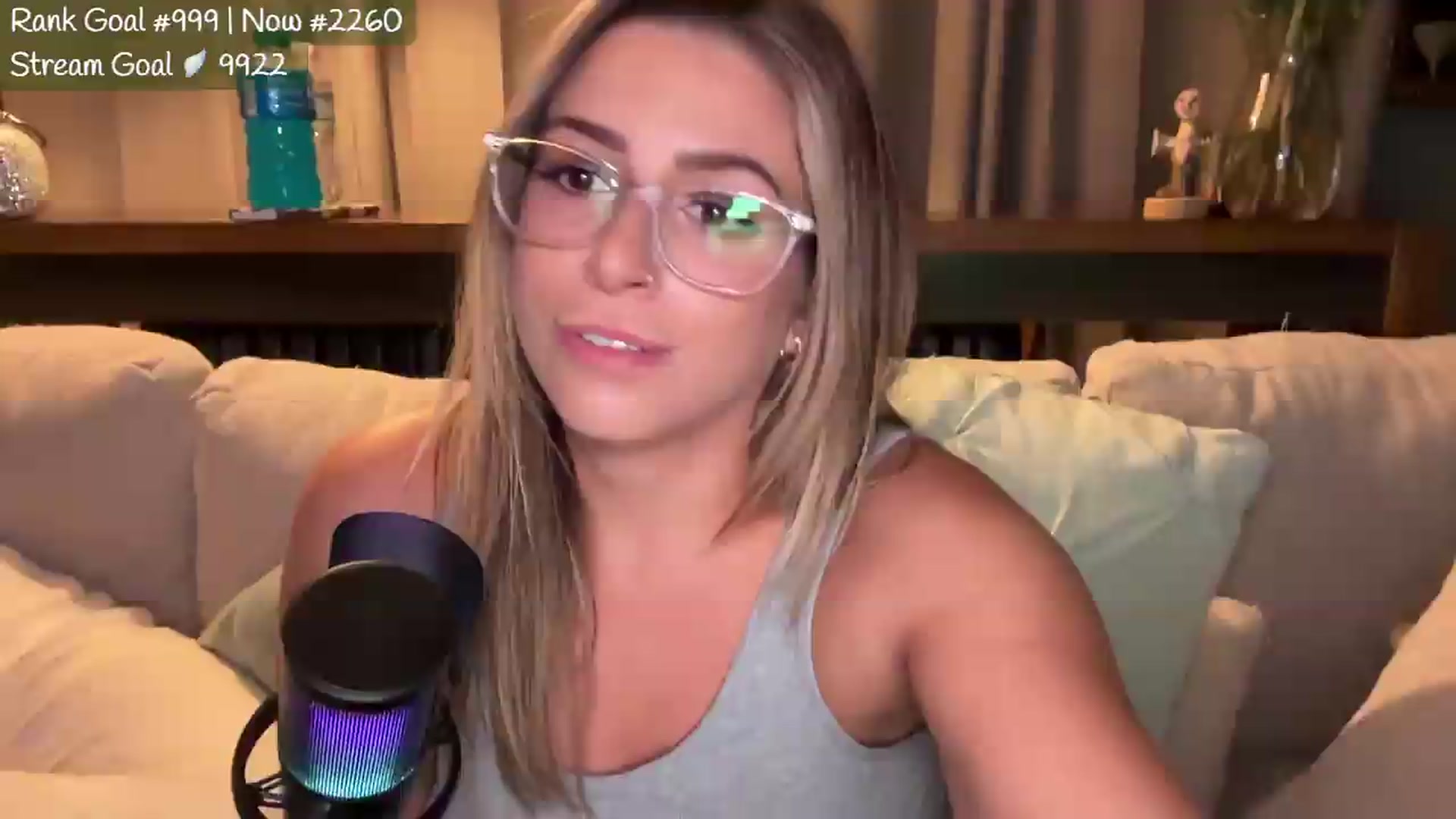 Gallery image thumbnail from Kaitlyn_'s myfreecams stream on, 08/25/2026, 04:07 image 3 of 20