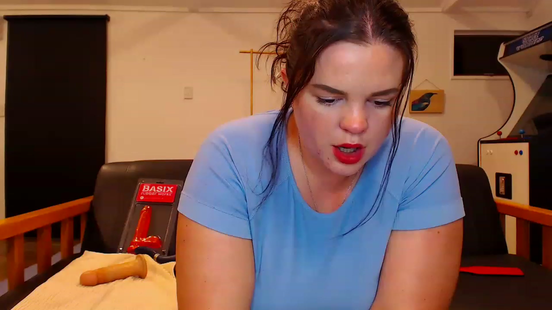 Gallery image thumbnail from Kaitlyn_xox's myfreecams stream on, 03/20/2023, 10:45 image 14 of 20